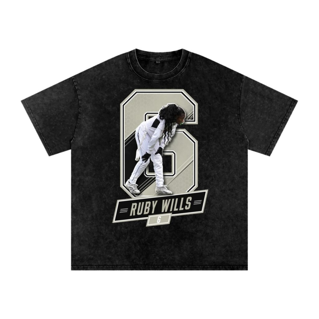 Ruby wills Snow Washed Oversized TEE