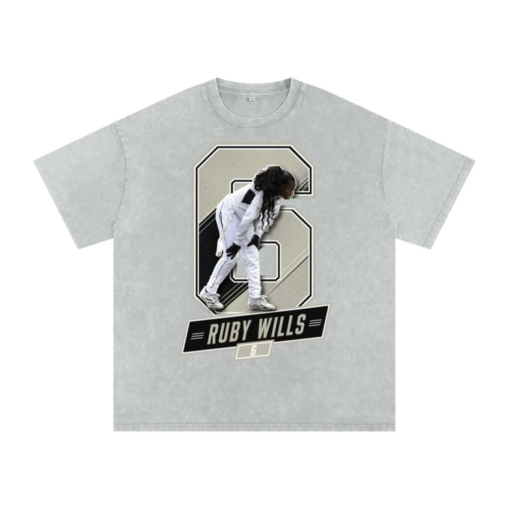 Ruby wills Snow Washed Oversized TEE