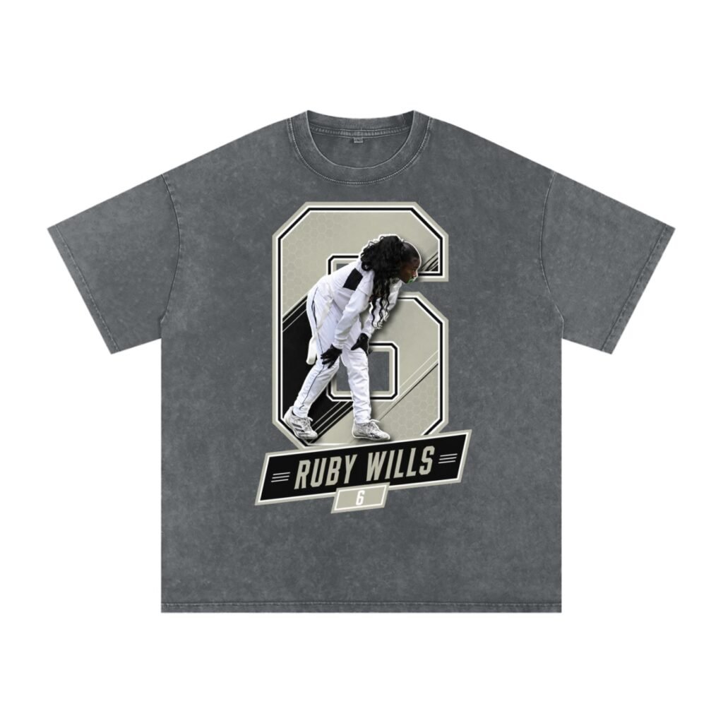 Ruby wills Snow Washed Oversized TEE